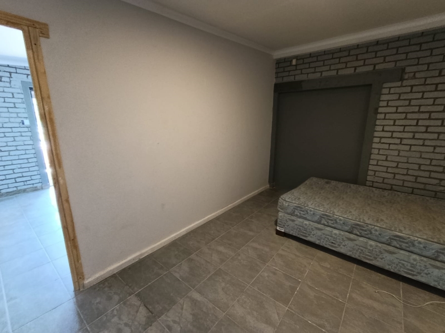 To Let Commercial Property for Rent in Fisherhaven Western Cape